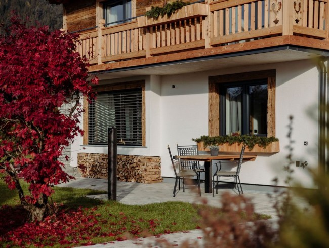 Terrasse zum in der Sonne sitzen, Frühstücken, Lesen und Entspannen